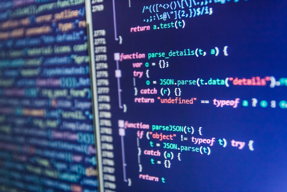 Python fundamentals training in Chennai covering syntax, functions, loops, lambda, stacks, and real-world mini-projects.
